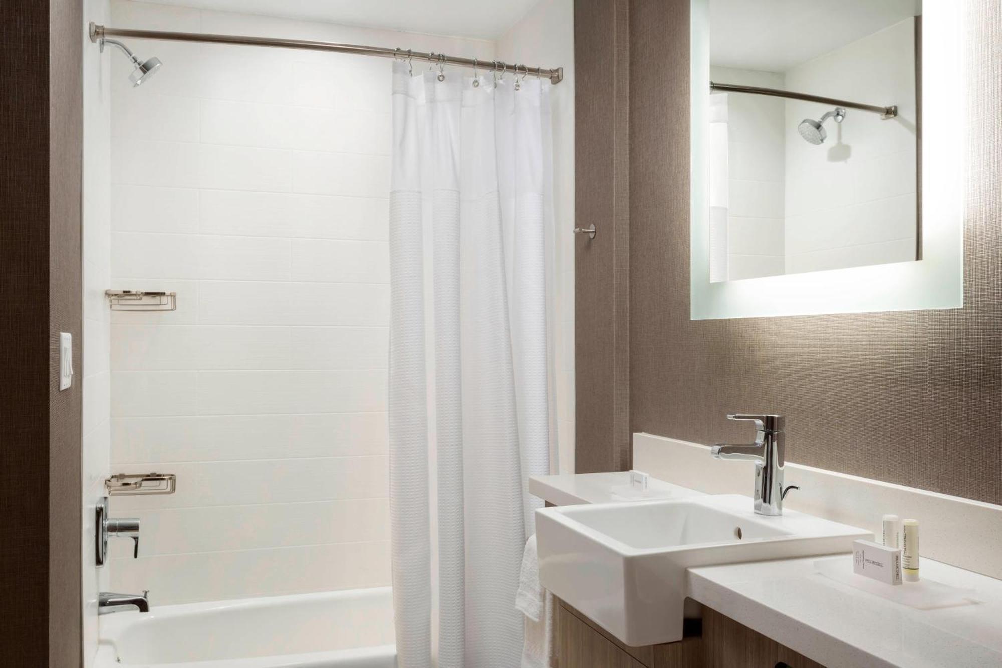 Springhill Suites By Marriott Belmont Redwood Shores Exterior foto